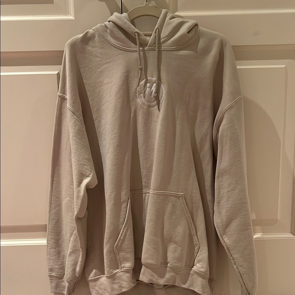 Gildan Cream Sweatshirt Hoodie with Drawstring Hood